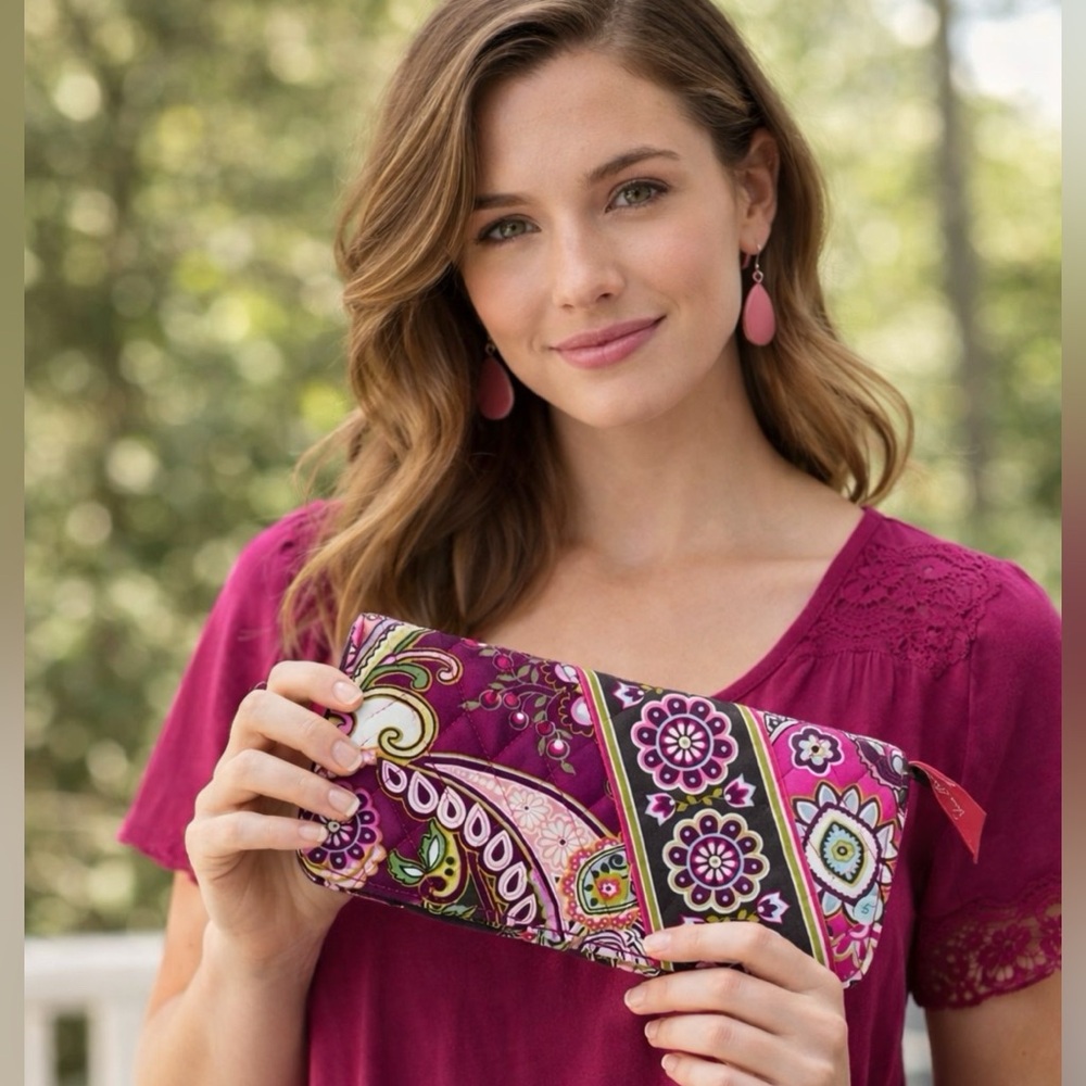 Vera Bradley Pink/Lime Green Flowers Long‎ Wallet Magnetic Closure Quilted NW/OT